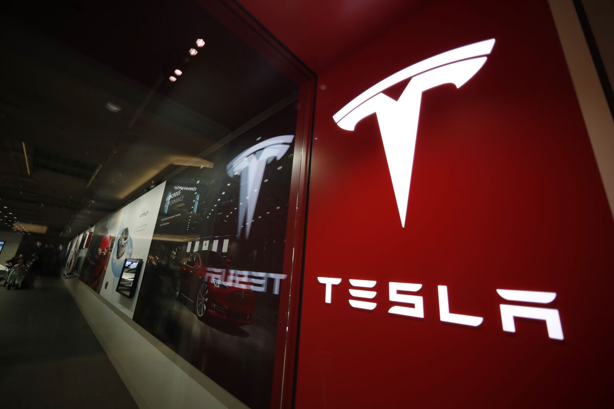 AMLO llega a un acuerdo con Elon Musk para la nueva planta de Tesla en México